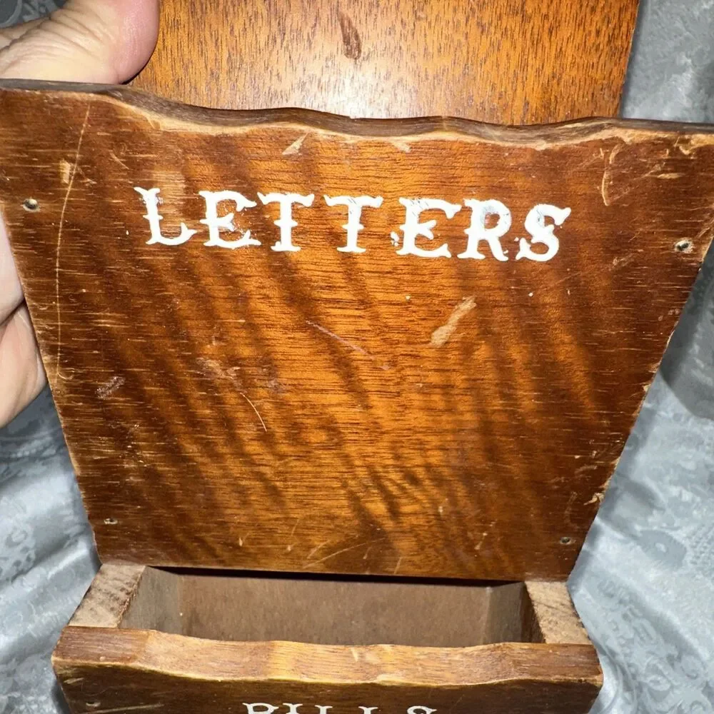 VTG Wood Organizer Wall Mail Holder